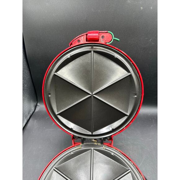 El Paso Chili Company Quesadilla Maker - Picture 6 of 9